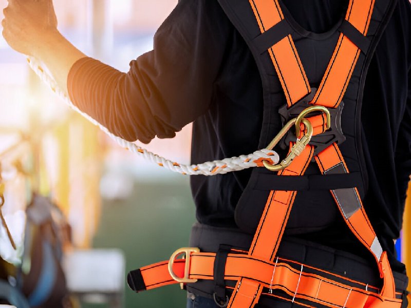 Fall Protection Equipment supplier in Dubai